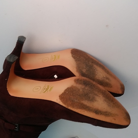 Brown Suede Tall Boots with Buckle Size 6 👢 👢 👢 - Picture 7 of 7
